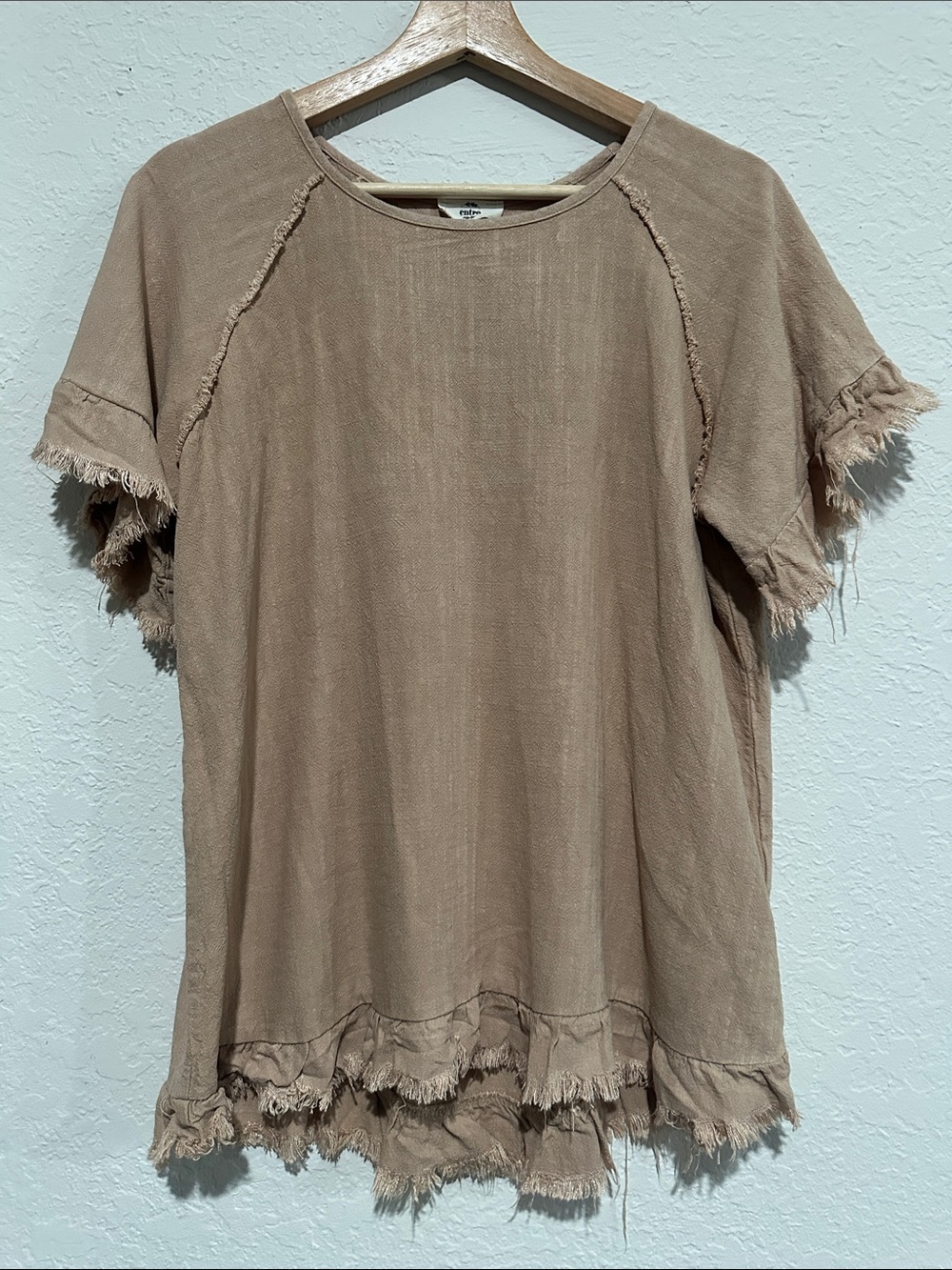 entro Taupe Fringed Short Sleeve Woven Top